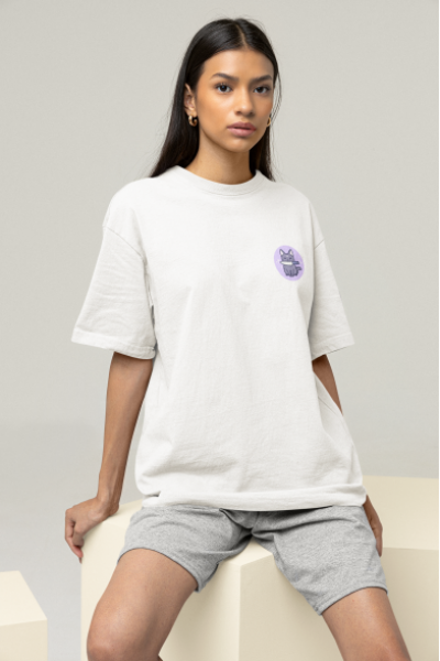 Oversized Women's White T-Shirt Featuring The Psycho Cat