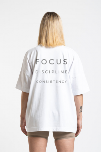 Focus Tasarımlı Oversize Kadın Beyaz Tişört